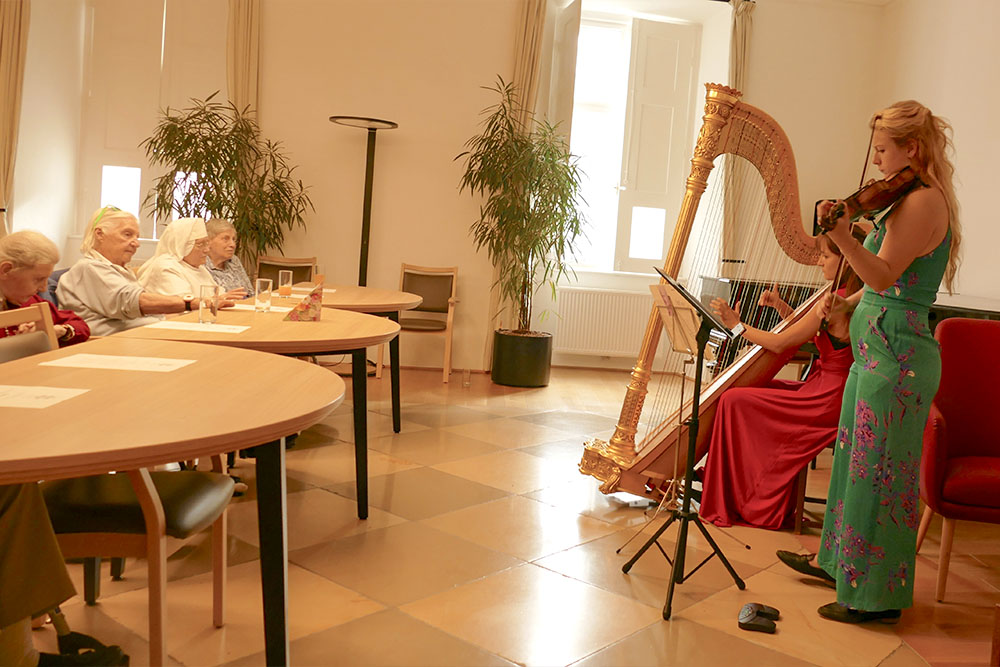 Malteser Ordenshaus Konzert Harfe und Violine 03 Malteser Ordenshaus Konzert Harfe und Violine 03